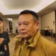Image Credit Istimewa - Anggota Komisi I DPR-RI TB Hasanuddin saat ditemui di Hotel Fairmont, Jakarta, Sabtu (15/3/2025).