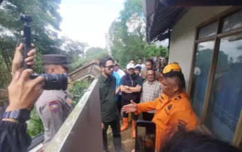 Longsor Melanda Kampung Areng, 104 Warga di Bandung Barat Terpaksa Mengungsi