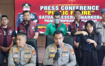 Fachri Albar Ditangkap dan Jadi Tersangka Kasus Narkoba, Polisi Sita Berbagai Jenis Barang Bukti