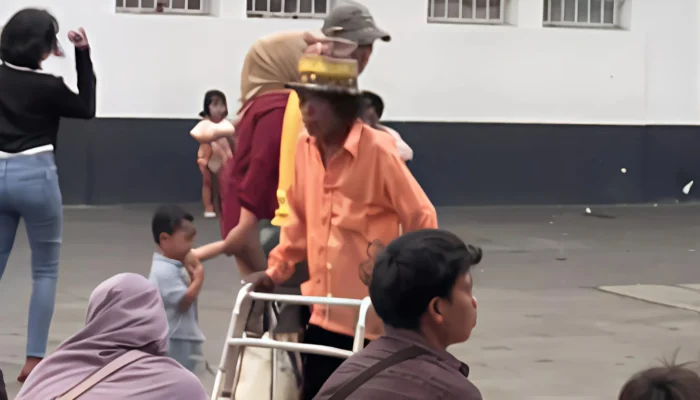 Video Pak Tarno Diduga Mengemis di Kota Tua, Netizen Terkejut dengan Kondisi Terkini Sang Pesulap Legendaris