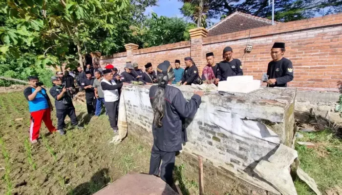 Makam Palsu di Dekat Makam Kiai Ageng Nur Salim Dibongkar, Warga Ponorogo Merasa Lega