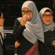 Ilustrasi - Ibunda Argo Ericko Achfandi (tengah), mahasiswa Fakultas Hukum Universitas Gadjah Mada (FH UGM) yang meninggal akibat kecelakaan lalu lintas di Sleman, Yogyakarta.