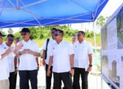 Kepala Otorita Ibu Kota Nusantara (IKN) Basuki Hadimuljono mendampingi Wakil Kepala Badan Intelijen Negara (BIN) Imam Sugianto, berkeliling ke IKN pada Selasa (22/04/2025). (Dok Otorita IKN)