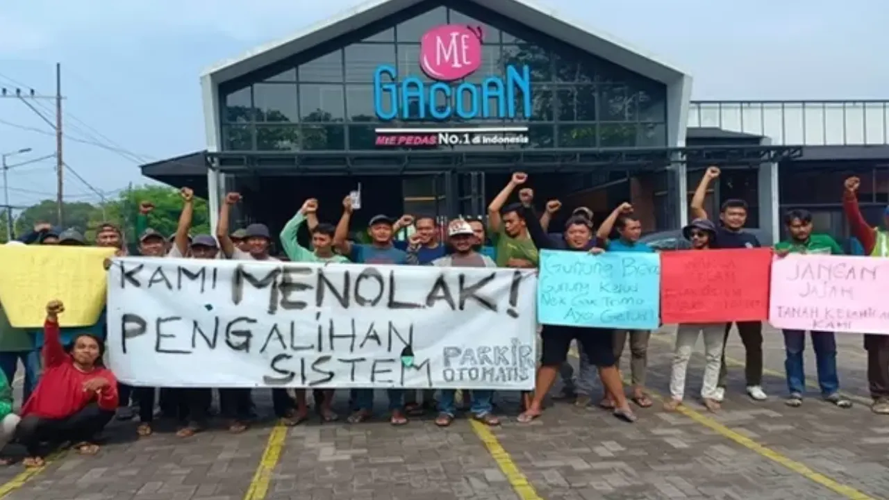 Image Credit Istimewa - Kades dan Karang Taruna Tolak Sistem Parkir Gratis di Mie Gacoan Sidoarjo.