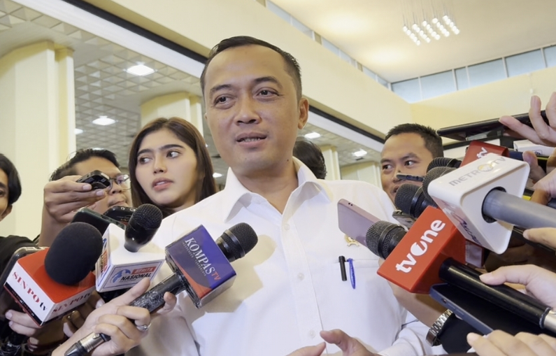 Mensesneg Prasetyo Hadi di gedung DPR, kompleks parlemen, Senayan, Jakarta, Rabu, 30 April 2025. (Beritasatu/Yustinus Patris Paat)