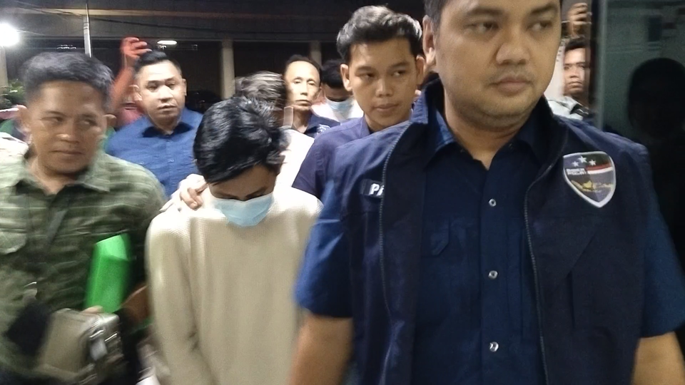 Image Credit Ahmad Shoim/ Beritasatu.com - Tiga YouTuber asal Bangkalan, Madura ditangkap tim siber Polda Jawa Timur (Jatim).