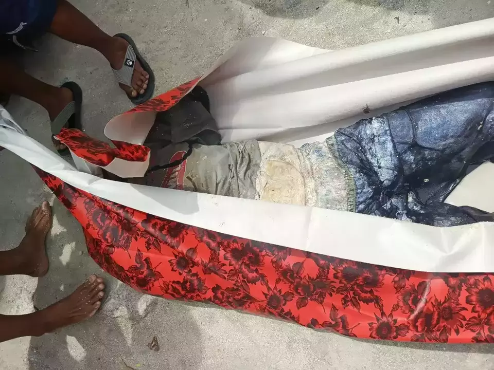 Image Credit /Irfandi Ahmad/Beritasatu - Sesosok mayat pria tanpa kepala dan lengan kiri ditemukan terdampar di pantai Dusun Jinato, Desa Jinato, Kecamatan Taka Bonerate, Kepulauan Selayar, Sulawesi Selatan, Sabtu, 25 Januari 2025.