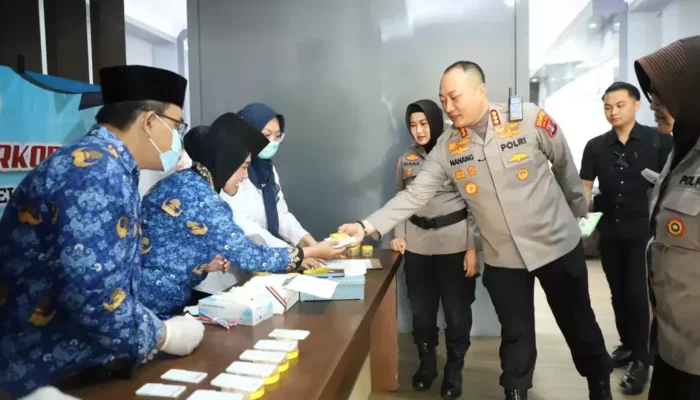 Tes Urine Kapolresta Malang Kota dan Jajaran, Tegaskan Komitmen Zero Tolerance Narkoba di Polri