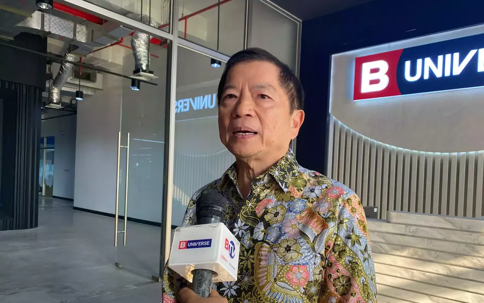 Image Credit Alfida Rizky Febriana - Menteri PPN/Bappenas Suharso Monoarfa dalam kunjungan ke Kantor B-Universe di PIK 2,