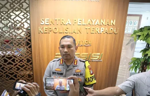 Dirsiber Polda Metro Jaya, Kombes Pol Roberto Pasaribu (Liputan6/Pramita Tristiawati)