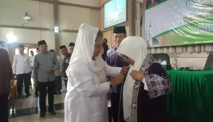 Semangat Haji! 1.957 Warga Kota Semarang Berangkat ke Tanah Suci