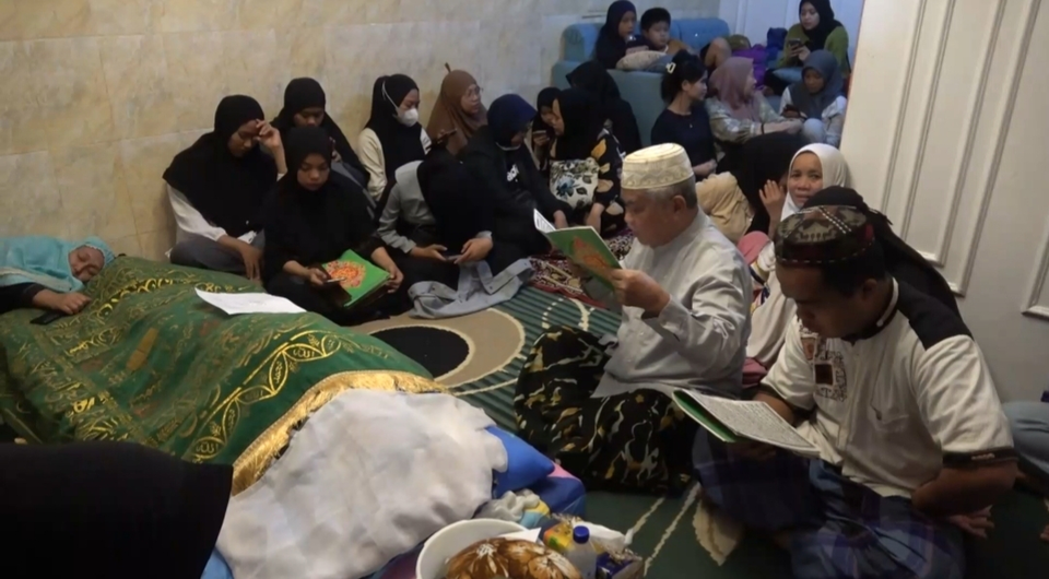 Image Credit Irfandi/Beritasatu - Jenazah pengacara tewas ditembak di Bone disemayamkan, Rabu 1 Januari 2025.