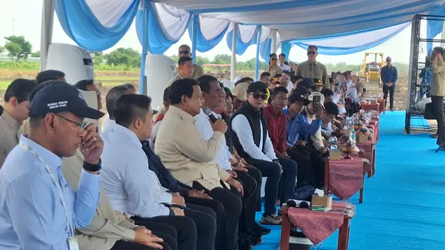 Presiden Prabowo Subianto meluncurkan Gerakan Indonesia Menanam (Gerina) yang merupakan gagasan Ustadz Adi Hidayat. (Liputan6/Lizsa Egeham)