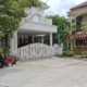 Image Credit Istimewa - Suasana kediaman Sekjen PDIP Hasto Kristiyanto di Villa Taman Kartini, Margahayu, Bekasi Timur, Kota Bekasi, Selasa 24 Desemmber 2025.