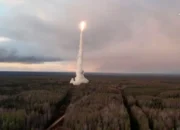 Putin Saksikan Simulasi Serangan Nuklir Rusia, Tunjukkan Kesiapan Hadapi Ancaman Global