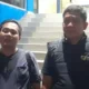 Image Credit Ilham Oktafian/Beritasatu - Seorang warga DKI Jakarta bernama Samson T (kiri) melapor ke Polda Metro Jaya buntut dugaan pencatutan KTP yang digunakan untuk mendukung Dharma Pongrekun-Kun Wardana dalam Pemilihan Gubernur dan Wakil Gubernur (Pilgub) Jakarta 2024 melalui jalur independent, Jumat 16 Agustus 2024.