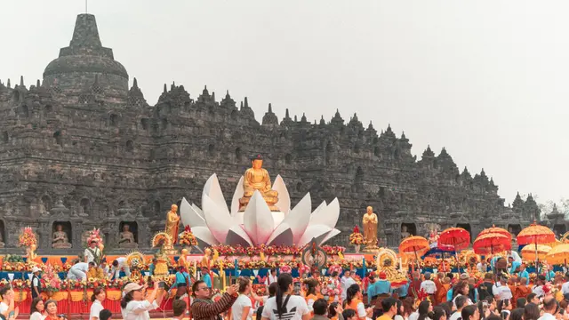 Perayaan Waisak 2024 di Candi Borobudur. (InJourney)