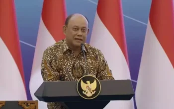Prabowo Rekrut 30.000 Sarjana untuk Kawal Program Makan Bergizi Gratis