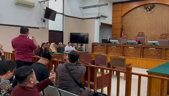 Hasto Kristiyanto Ajukan Praperadilan Ulang: Strategi Hukum atau Upaya Menghindari Jerat KPK?