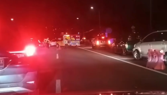 Kecelakaan Beruntun Libatkan 7 Kendaraan di Tol Bawen, Rem Blong Jadi Dugaan Awal