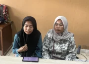 Seorang remaja yatim piatu bernama Husnul Khotimah (19) mendadak viral usai mengalami dugaan pemerasan oleh rekan kerjanya sendiri, setelah terlibat pertikaian di tempat kerja.(Dimas Rafi)