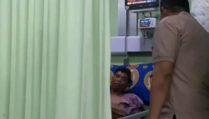 Sopir Taksi Online di Surabaya Jadi Korban Begal, Alami Luka Serius pada Paru-paru