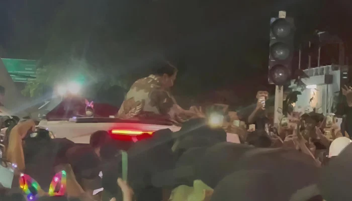 Prabowo Subianto Hadiri Count Down Tahun Baru 2025 di Bundaran HI Bersama Titiek dan Didit