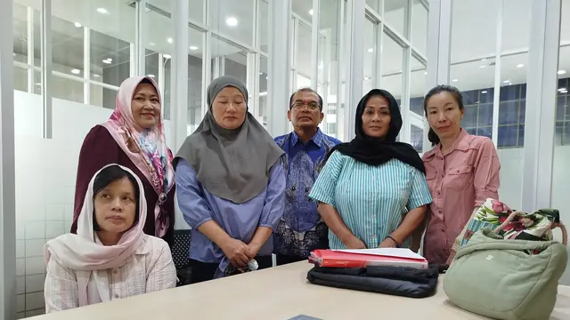 Sejumlah perempuan mantan pemain Oriental Circus Indonesia (OCI) mengadu ke Kementerian PPPA, setelah perjuangannya selama tiga dekade mencari keadilan tak kunjung tiba. Mereka mengaku menjadi korban eksploitasi dan penyiksaan sejak kecil. (Liputan6/Ady Anugrahadi)