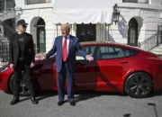 Presiden AS Dilarang Mengemudi, Donald Trump Kecewa Tak Bisa Kendarai Tesla Model S