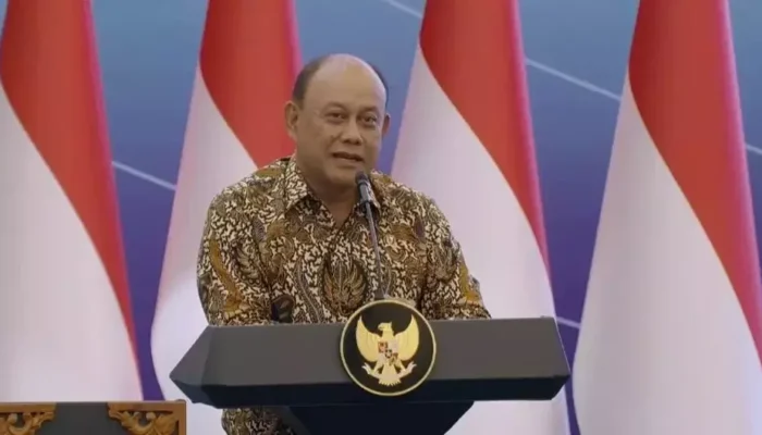Prabowo Rekrut 30.000 Sarjana untuk Kawal Program Makan Bergizi Gratis