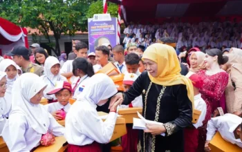 Gubernur Jawa Timur (Jatim) Khofifah Indar Parawansa. (Tim News)