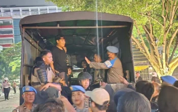 Polisi Amankan Provokator dalam Aksi Hari Buruh di Semarang yang Berujung Ricuh