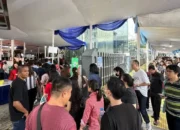 Ribuan Jemaat Padati Gereja Katedral Jakarta Saat Ibadah Jumat Agung 2025