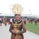 Image Credit Zamachsyari/kumparan - Mua Ifa Yuliana (50) salah satu tamu undangan pemenang 'adu outfit' 17 Agustus di IKN.