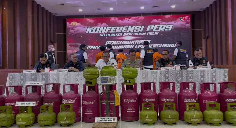 Image Credit Doc Bareskrim POLRI - Tersangka penyalahgunaan LPG Bersubsidi.