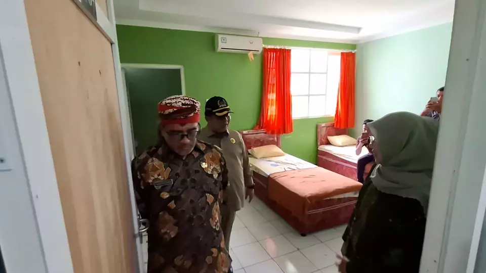 Image Credit Priyo Budi Santoso/Beritasatu - Asrama sekolah rakyat sementara di kompleks STK Temanggung.