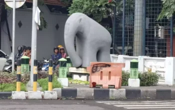 Retakan di Patung Gajah Mungkur Gresik Picu Sorotan Publik, Anggaran Rp1 Miliar Dipertanyakan