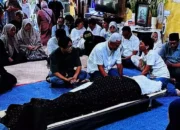 Bunda Iffet, Ibunda Bimbim Slank, Dimakamkan di TPU Karet Bivak