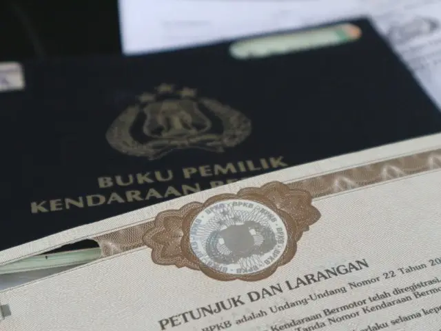 Images Credit Ilustrasi BPKB. Foto: Ghulam Muhammad Nayazri/kumparan - Ilustrasi BPKB.