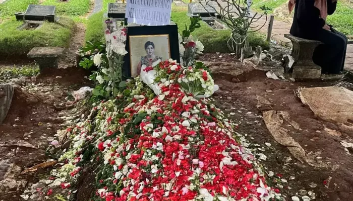 Titiek Puspa Dimakamkan di Dekat Bung Hatta, Bentuk Penghormatan atas Jasa dalam Seni dan Kemanusiaan