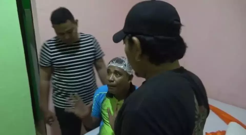 Polisi sukses membongkar praktik aborsi ilegal di Makassar dengan membekuk pegawai puskesmas sebagai terduga pelaku. (Beritasatu/Irfandi)