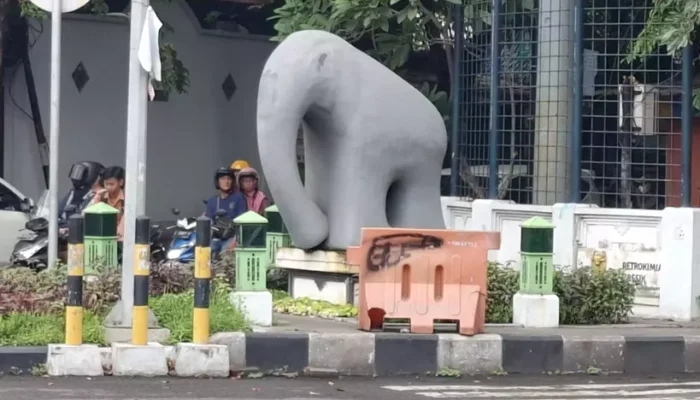 Retakan di Patung Gajah Mungkur Gresik Picu Sorotan Publik, Anggaran Rp1 Miliar Dipertanyakan