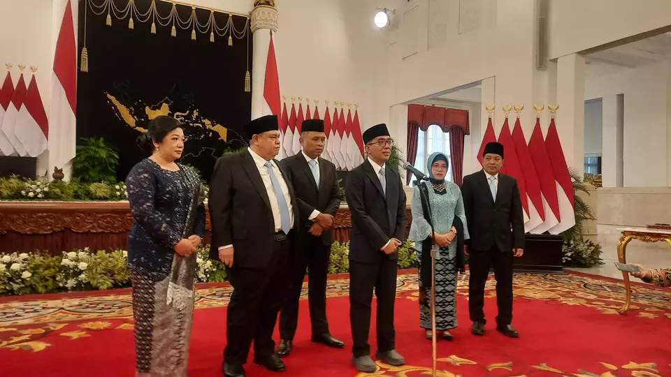 Image Credit Celvin Moniaga Sipahutar/Beritasatu - Mendiktisaintek Brian Yuliarto memberi keterangan pers seusai dilantik oleh Presiden Prabowo Subianto di Istana Negara, Jakarta, Rabu (19/2/2025).
