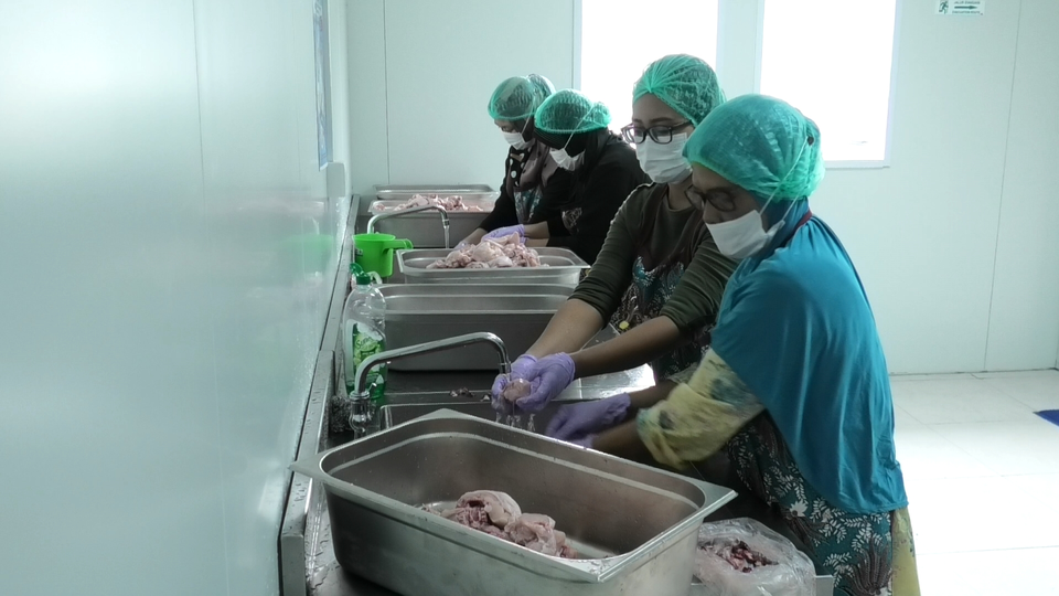 Image Credit Priyo Budi Santoso/Beritasatu - SPPG Kota Magelang mulai mempersiapkan bahan baku untuk program makan bergizi gratis (MBG) yang menyasar 3.000 pelajar dari PAUD hingga SMA di 16 lokasi.