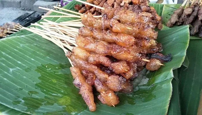 Sate Kere Beringharjo: Kuliner Legendaris Malioboro yang Wajib Dicoba