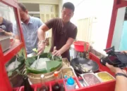 Chef Arnold Poernomo Kejutkan Warga dengan 100 Porsi Nasi Goreng Gratis di Kediaman Jokowi, Akan Masak 1.000 Porsi Saat Ramadan