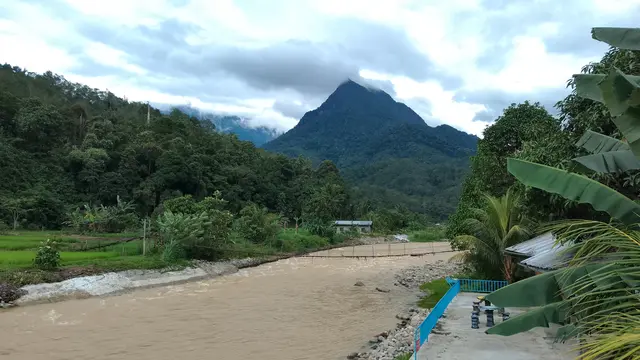 Image Credit Nungkok - Gunung Nungkok di Malaysia.