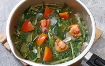 Resep sayur asem kangkung. (dok. Cookpad @happy_endahsa)