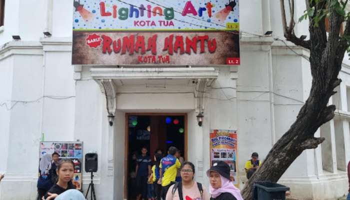 Lighting Art Kota Tua Jakarta: Destinasi Wisata Baru yang Memikat Hati Pengunjung