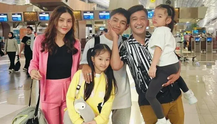 Pernikahan Ruben Onsu dan Sarwendah Berakhir dengan Perceraian